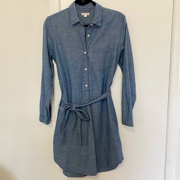 GAP M Chambray Dress - Picture 2 of 6